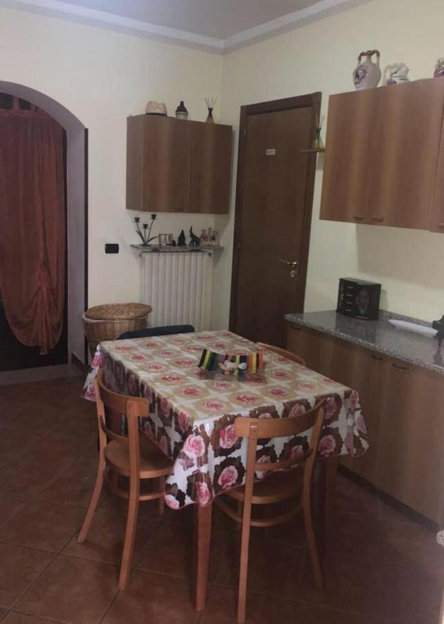 B&B Mantegna Irsina Mt Exteriör bild